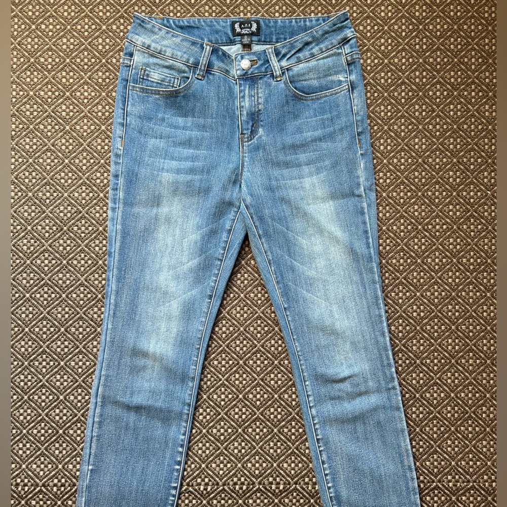 Women’s AZI Pompom Trim Jeans